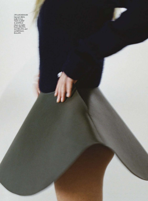 Lila Grace Moss for Vogue Australia, June 2025 4