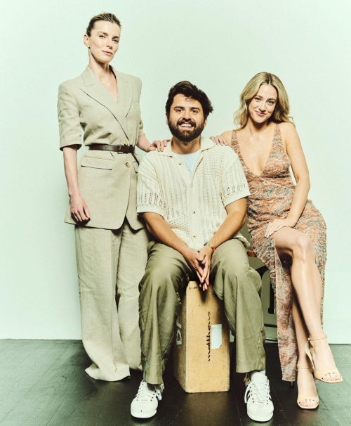 Lili Reinhart and Mark Ruffalo Tribeca Portraits, June 2025 3