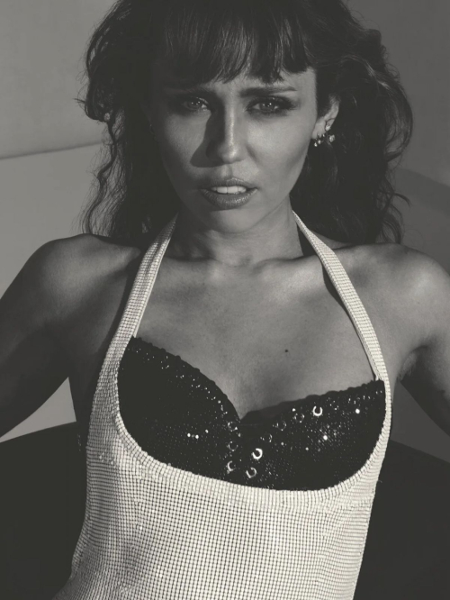 Miley Cyrus for New York Times Feature, May 2025 4