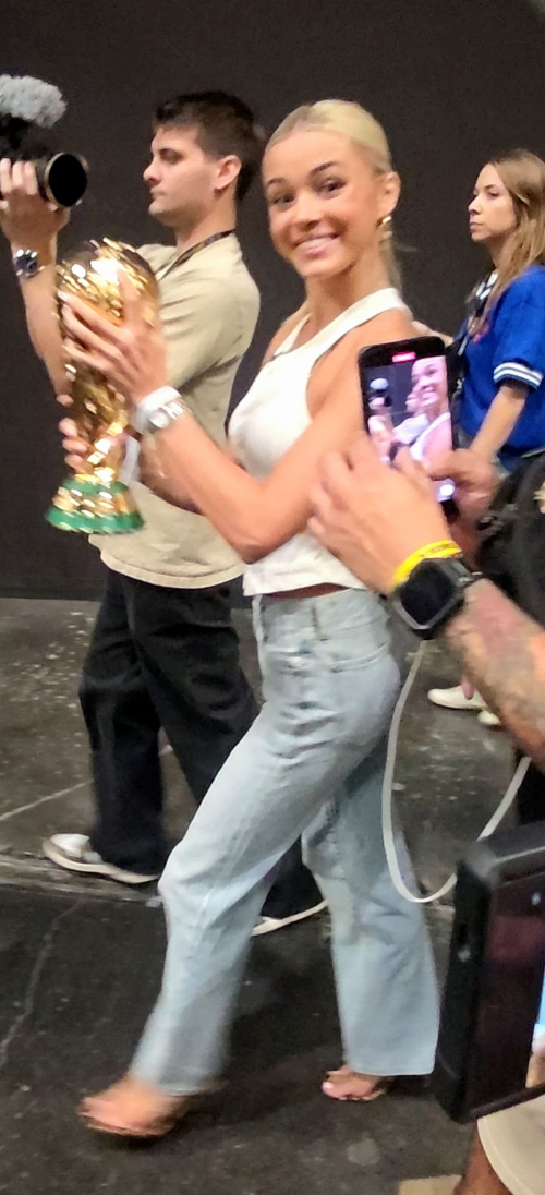 Olivia Dunne at Fanatics Fest NYC, June 2025 1