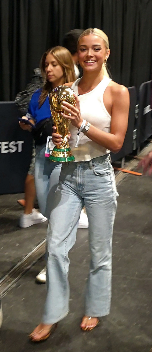 Olivia Dunne at Fanatics Fest NYC, June 2025 6