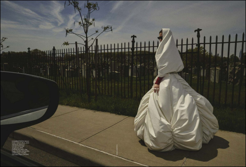 Phoebe Tonkin in Vogue Australia, June 2025 2