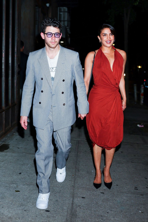 Priyanka Chopra & Nick Jonas at Emilio’s NYC, June 2025 5