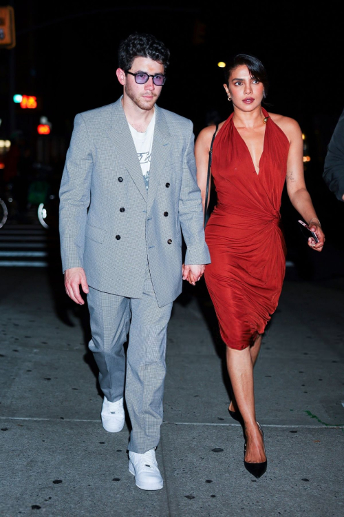 Priyanka Chopra & Nick Jonas at Emilio’s NYC, June 2025 6