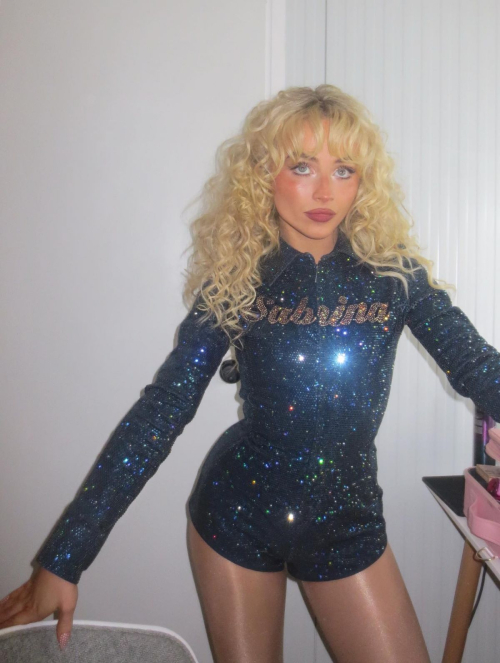 Sabrina Carpenter Primavera Sound Photoshoot, June 2025 5