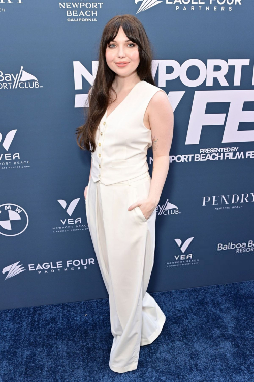 Sammi Hanratty at Newport Beach TV Fest, June 2025 1