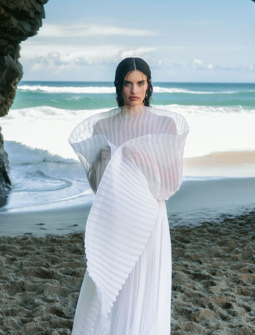 Sara Sampaio for Vogue Portugal, June 2025 13