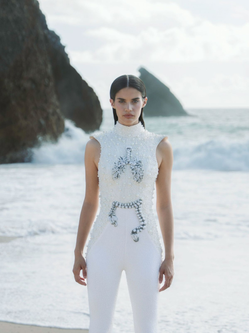 Sara Sampaio for Vogue Portugal, June 2025 5