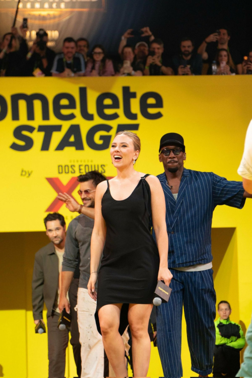Scarlett Johansson at CCXP Promotes Jurassic Rebirth, May 2025 2
