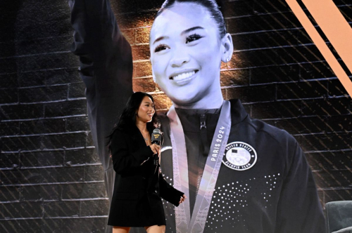 Sunisa Lee at Fanatics Fest NYC, June 2025 4