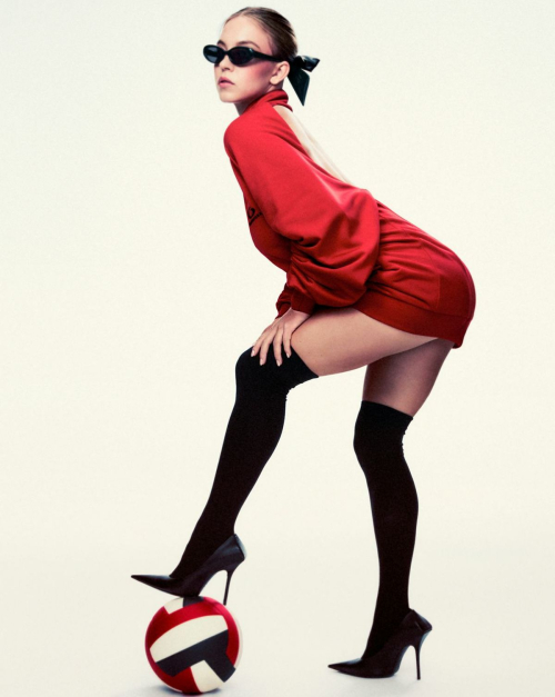Sydney Sweeney for W Magazine Summer Issue, June 2025 8