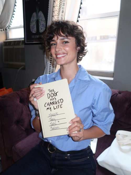Taylor Hill at Dogist Rescue Event Philly, June 2025 5