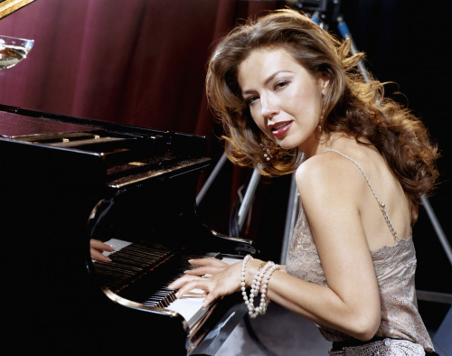 Thalia for Lifetime Magazine, 2003 2