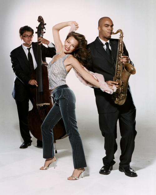 Thalia for Lifetime Magazine, 2003 7