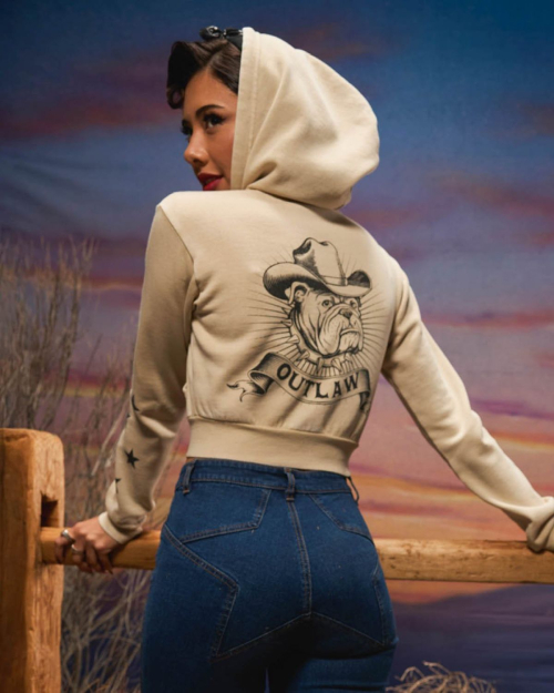 Xochitl Gomez for Hot Topic Social Collision, June 2025 12