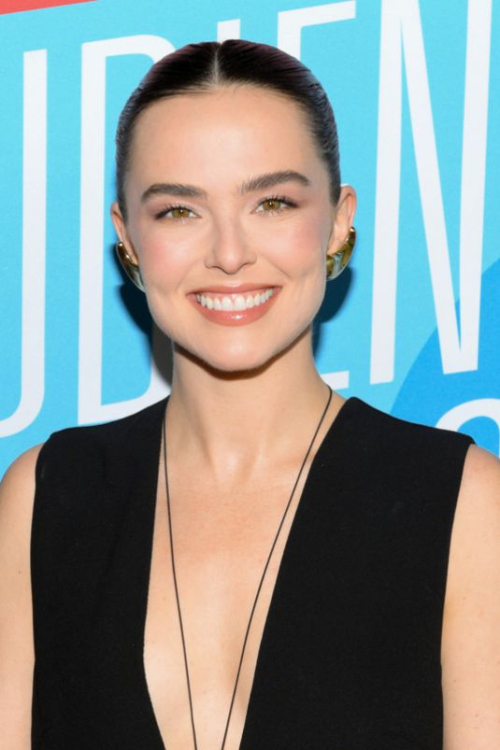 Zoey Deutch at Broadway.com Awards, May 2025 5