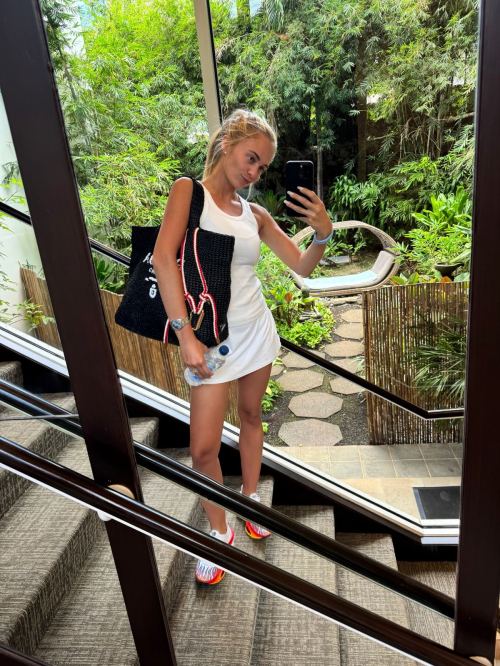 Alexa Serowik posts glam Instagram shots, July 2025 6