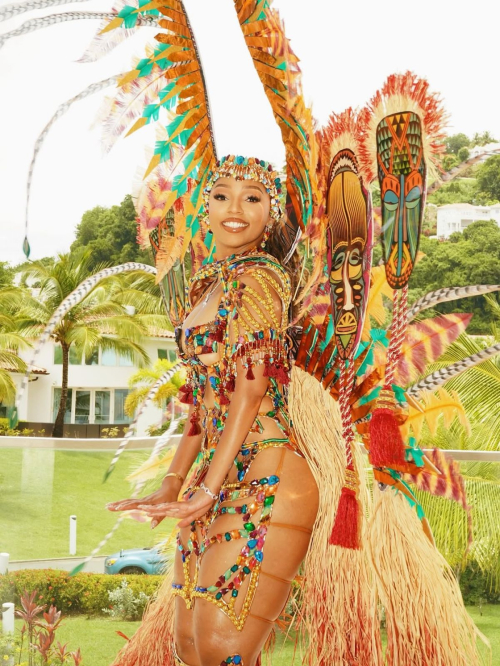 Chloe Bailey posts radiant Instagram photos, July 2025 8