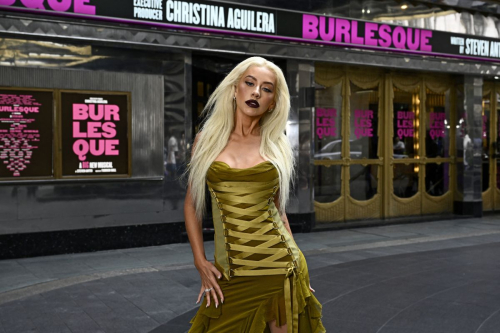 Christina Aguilera at Burlesque photocall in London 3