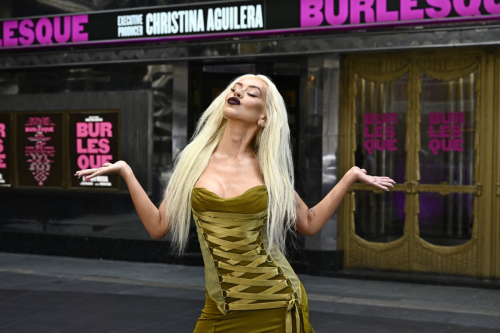 Christina Aguilera at Burlesque photocall in London 4