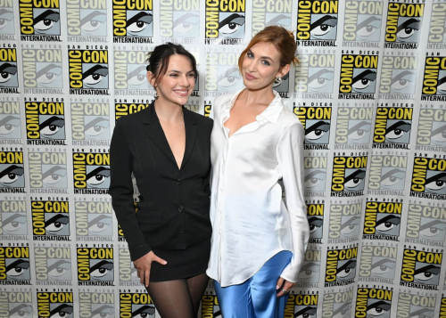 Dafne Keen and Sophie Nelisse at Whistle Press July 2025 1