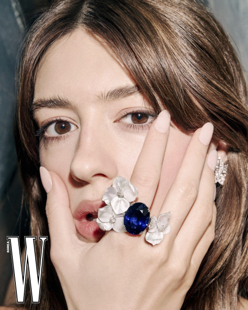 Daisy Edgar-Jones for W Korea Magazine, July 2025 8