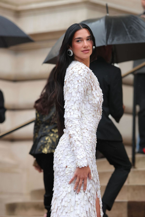 Dua Lipa at Schiaparelli show Paris Fashion Week, July 2025 6