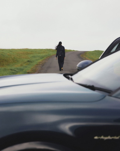 Dua Lipa for Porsche Cayenne Turbo shoot, July 2025 1