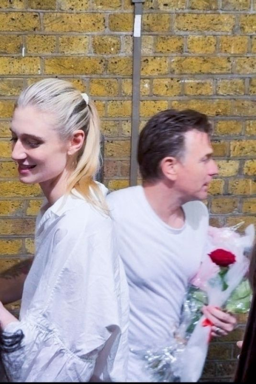 Elizabeth Debicki and Ewan McGregor Kiss Outside Theatre, July 2025 4