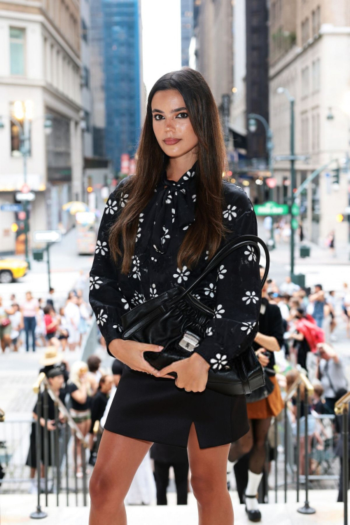 Ella Mendelsohn at Marc Jacobs Fashion Show, June 2025