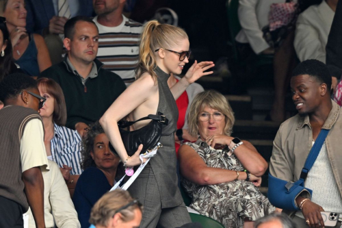 Ellie Bamber at Wimbledon tennis match, July 2025 3