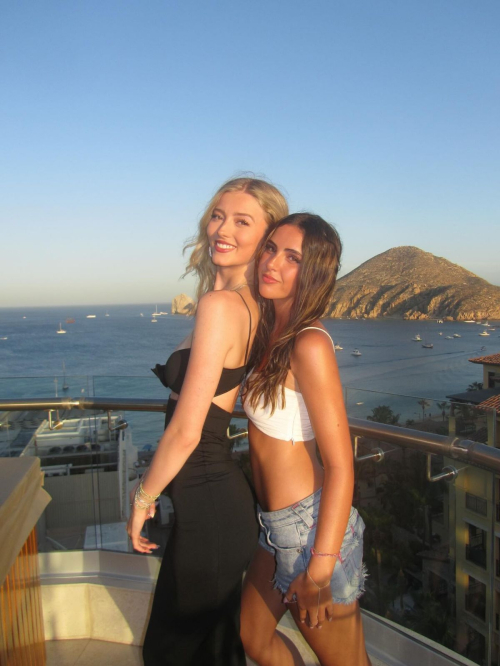Emily Dobson Chic Instagram Collection, July 2025 2
