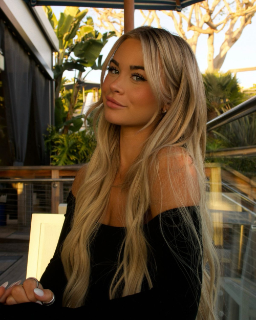 Emily Elizabeth Instagram pics, July 2025 15