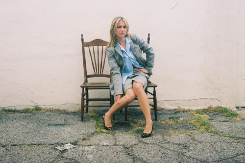 Emma Brooks in elegant new photoshoot, July 2025 2