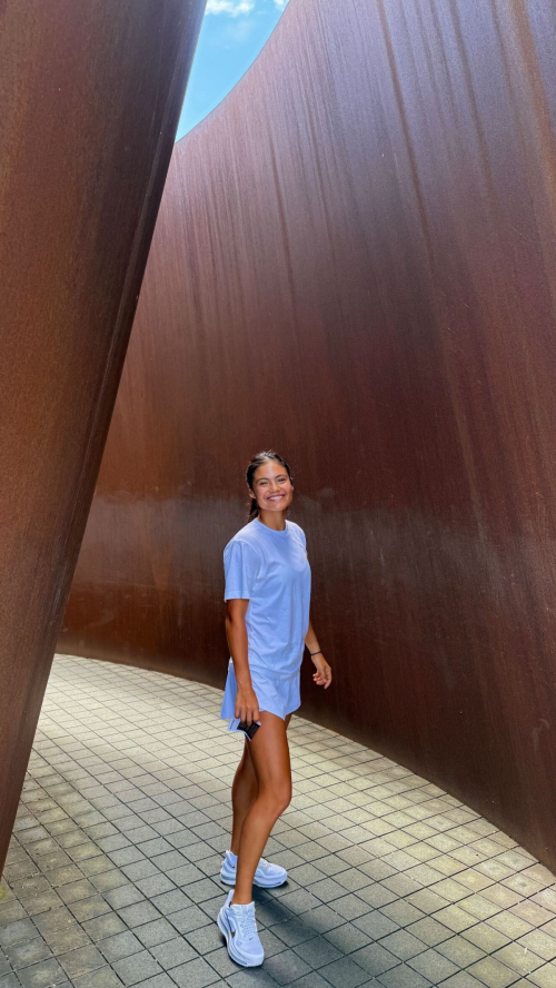 Emma Raducanu shares candid Instagram pics, July 2025 2