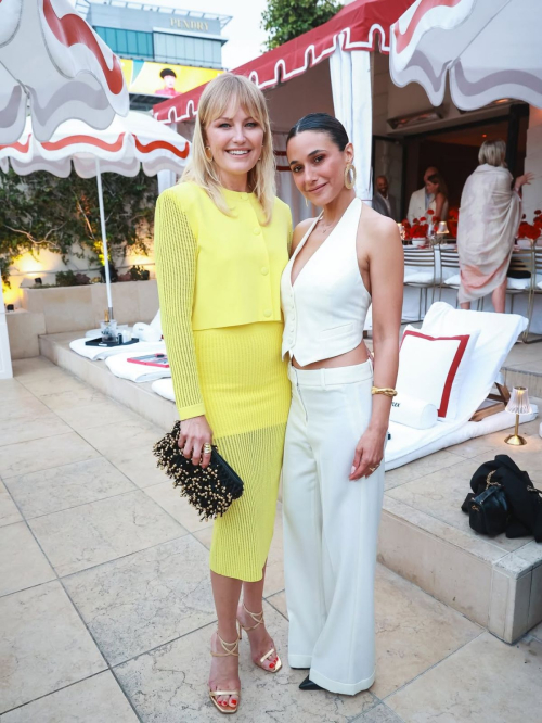 Emmanuelle Chriqui instagram photos, Jul 2025 4
