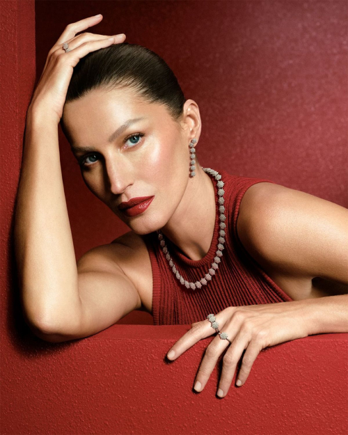 Gisele Bundchen Vivara Valentine's Campaign 2025