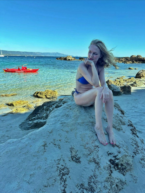 Heather Graham in Swimsuits on Sardinia Beach, June 2025 2