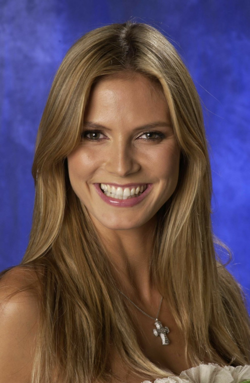 Heidi Klum MTV Europe Music Awards Photoshoot, Nov 2001 4