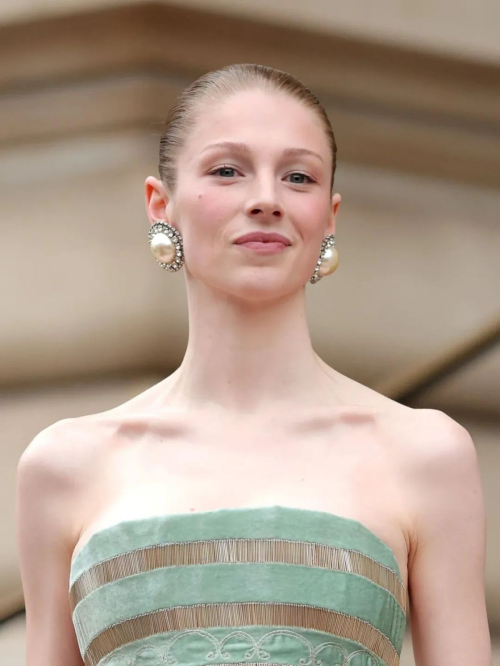 Hunter Schafer at Schiaparelli fashion show, July 2025 5