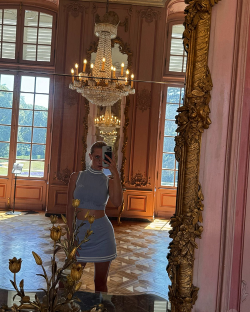 Ilona Arsentieva Instagram Fashion Post, July 2025 2
