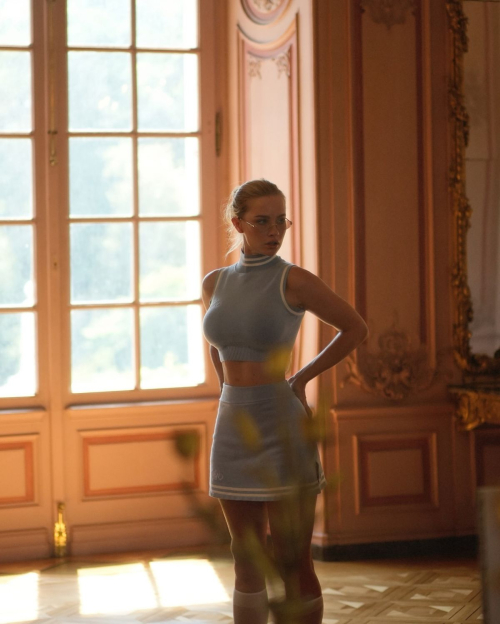 Ilona Arsentieva Instagram Fashion Post, July 2025 7