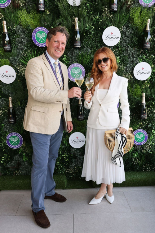 Isla Fisher at Wimbledon Men’s Final, July 2025 1