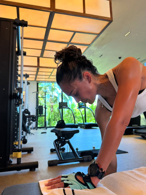 Jessica Alba instagram fashion update, July 2025 2