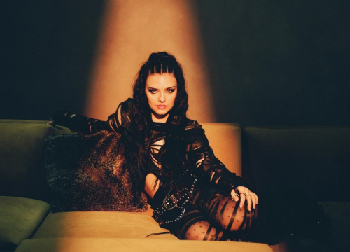 Jessie Murph stuns in TMRW Magazine shoot, Mar 2025 1