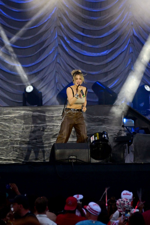 Joanna Levesque at July 4th concert Philadelphia, 2025 2
