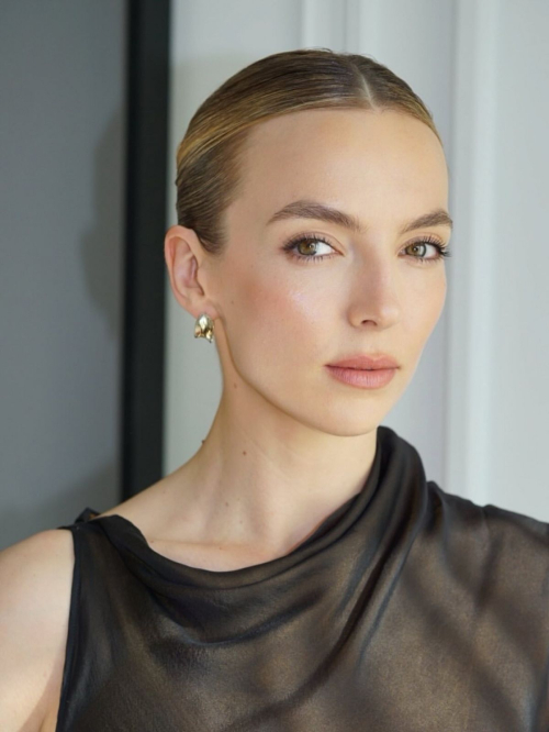 Jodie Comer Beautiful Instagram Portraits, July 2025 2