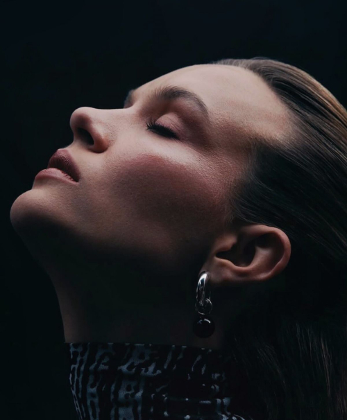 Josephine Skriver in L’Officiel Beauty, May 2025 2