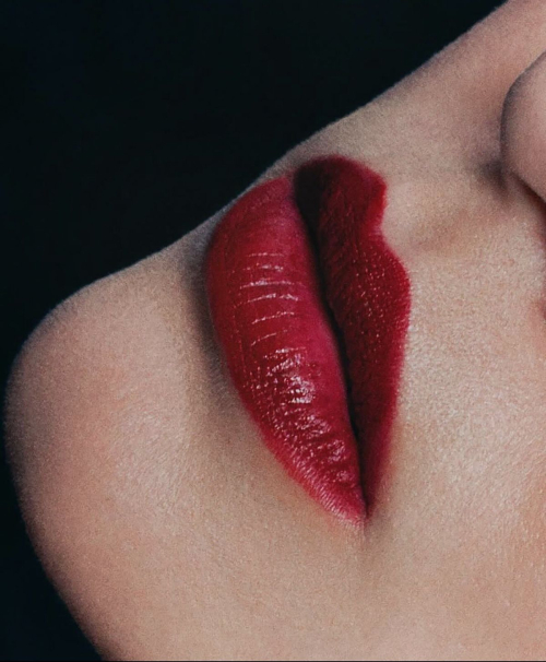 Josephine Skriver in L’Officiel Beauty, May 2025 5