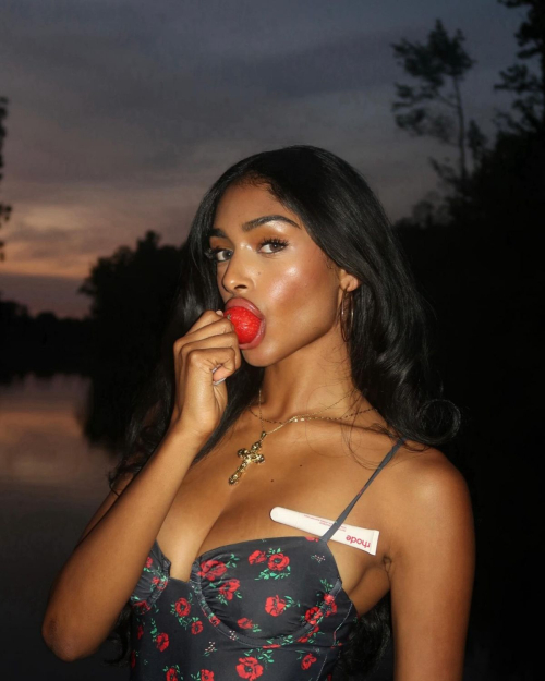 Kaaviya Sambasivam Instagram Fashion Shots, July 2025 2
